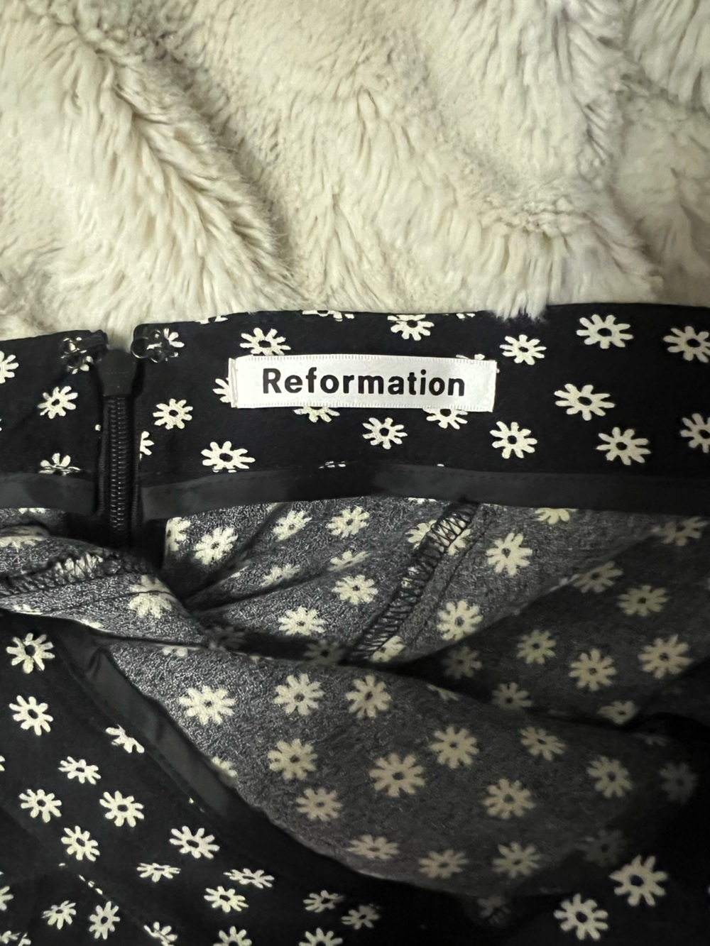 Reformation Black Daisy A-line Skirt - Picture 4 of 5